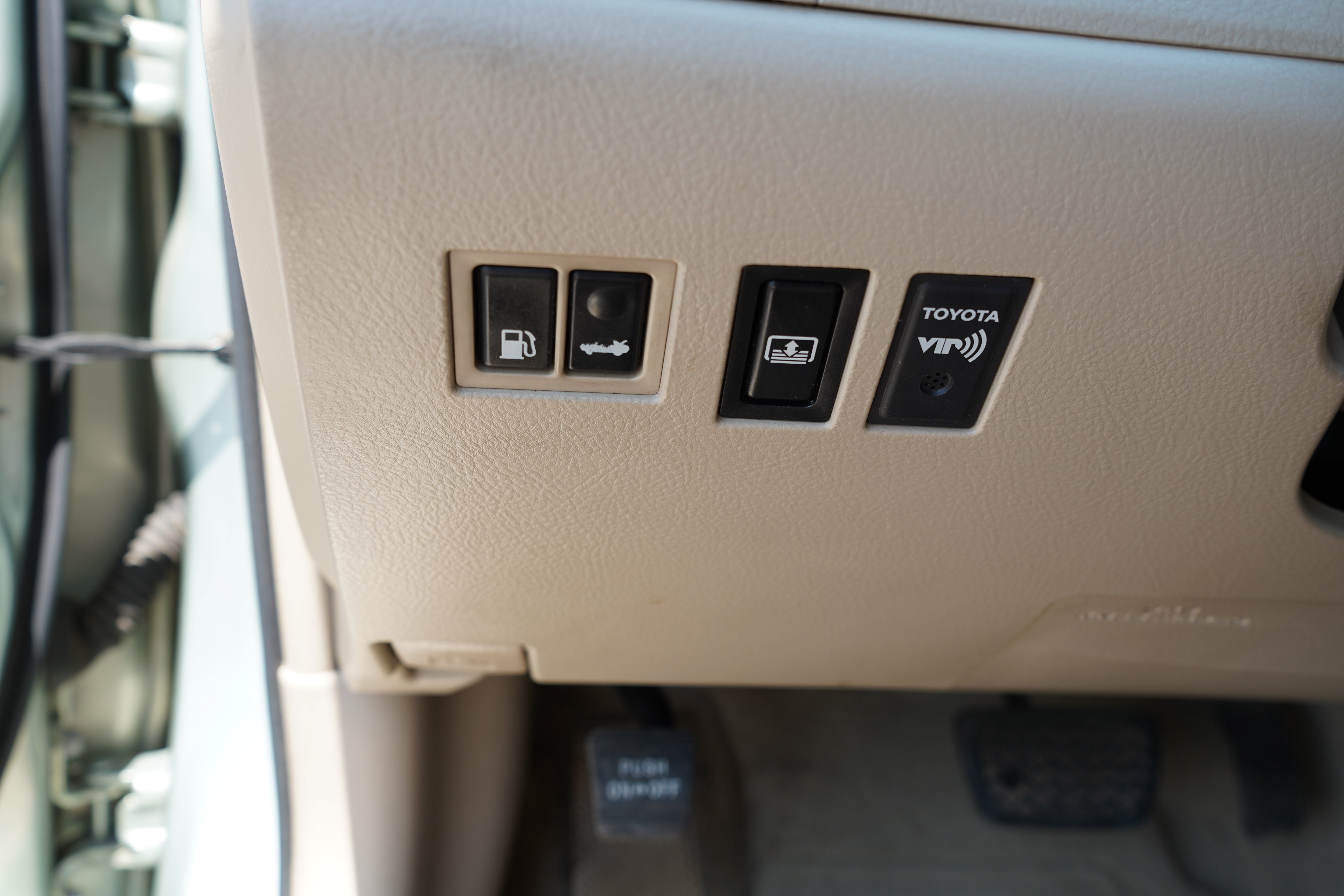 Used 2009 Toyota Avalon XL FWD image 13