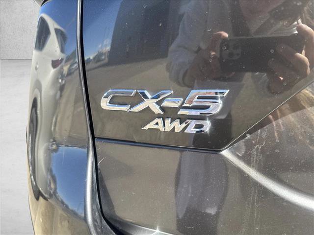 Used 2017 MAZDA CX-5 Touring image 7