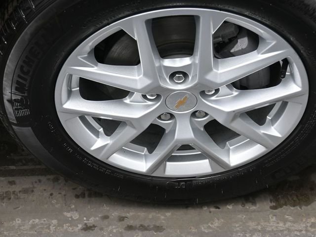 Used 2024 Chevrolet Equinox LS w/ LS Convenience Package image 29