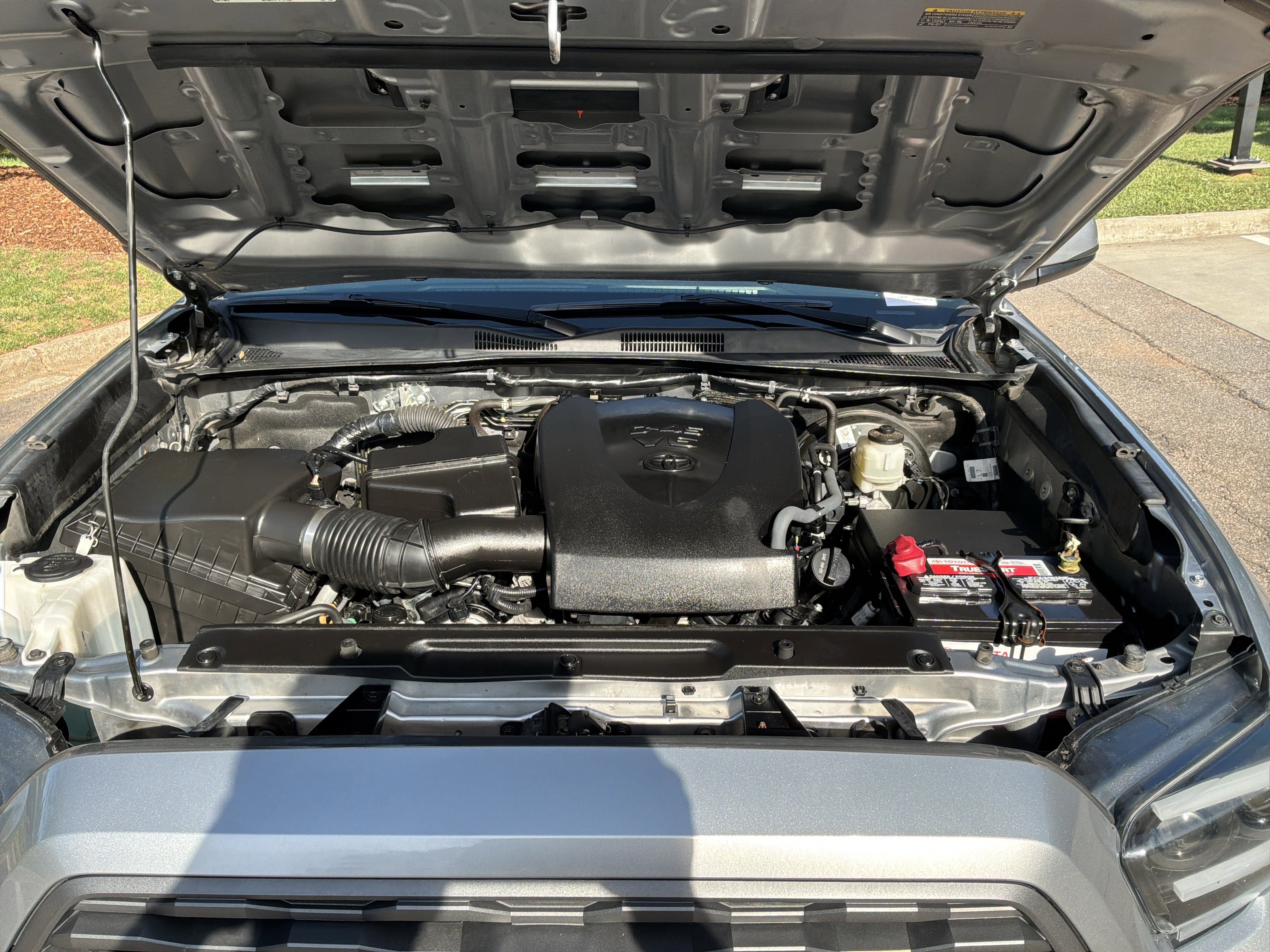 Used 2021 Toyota Tacoma TRD Sport w/ Technology Package AWD/4WD image 33
