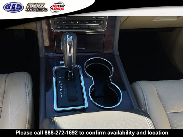 Used 2017 Lincoln Navigator Reserve image 18