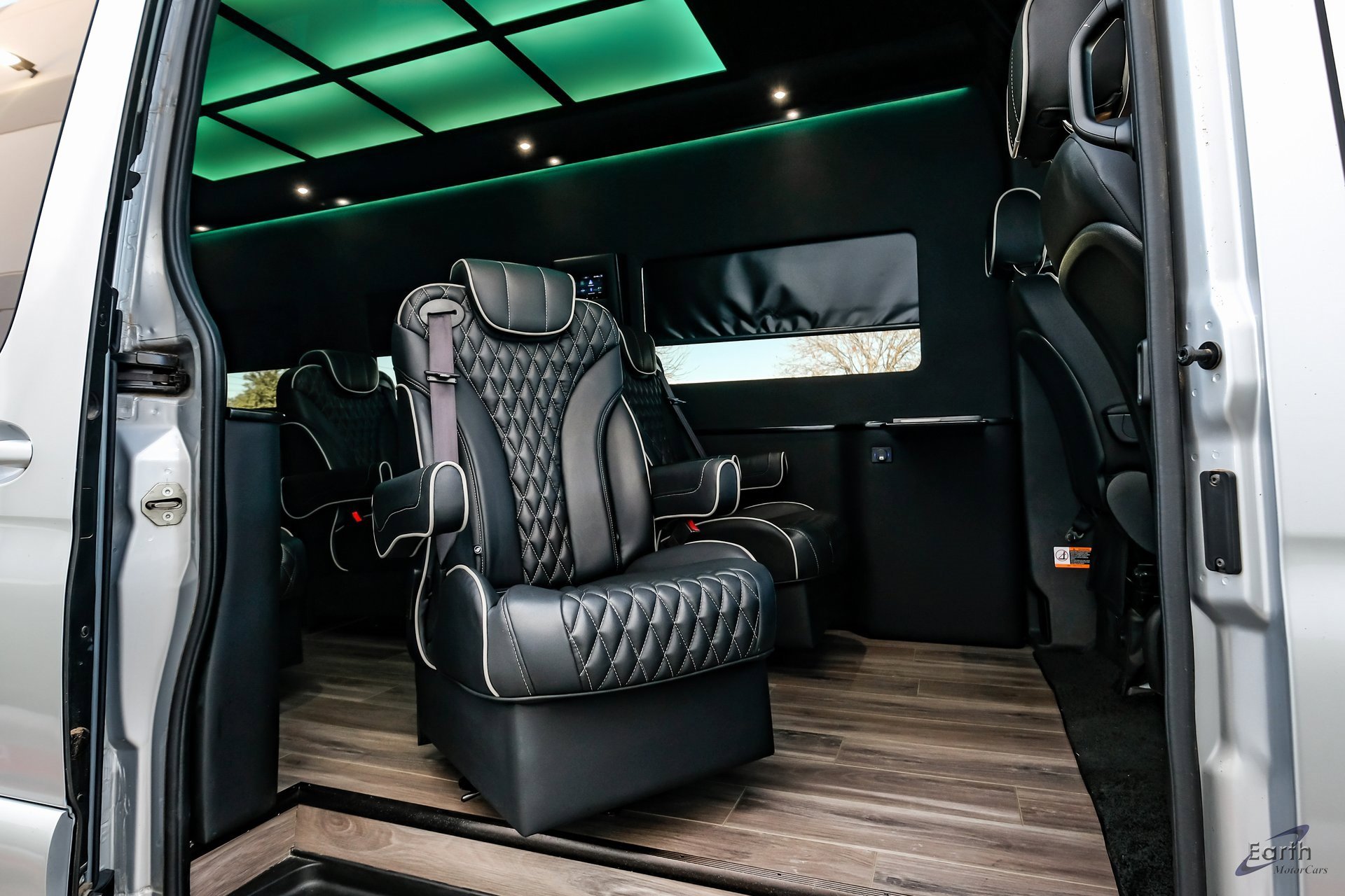 Used 2023 Mercedes-Benz Sprinter 3500 w/ Parking Package image 70