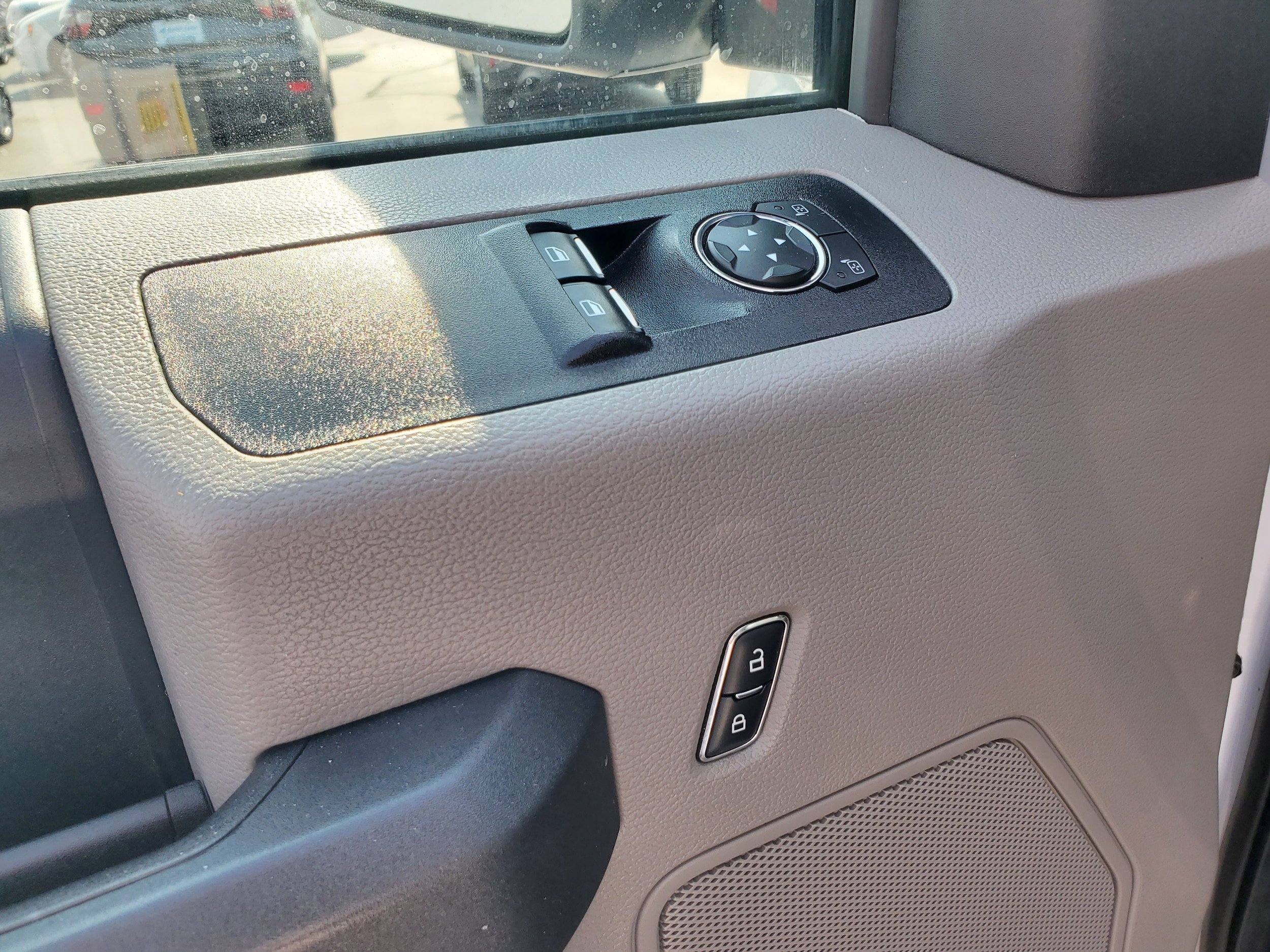 Used 2017 Ford F150 XL w/ Equipment Group 101A Mid RWD image 12