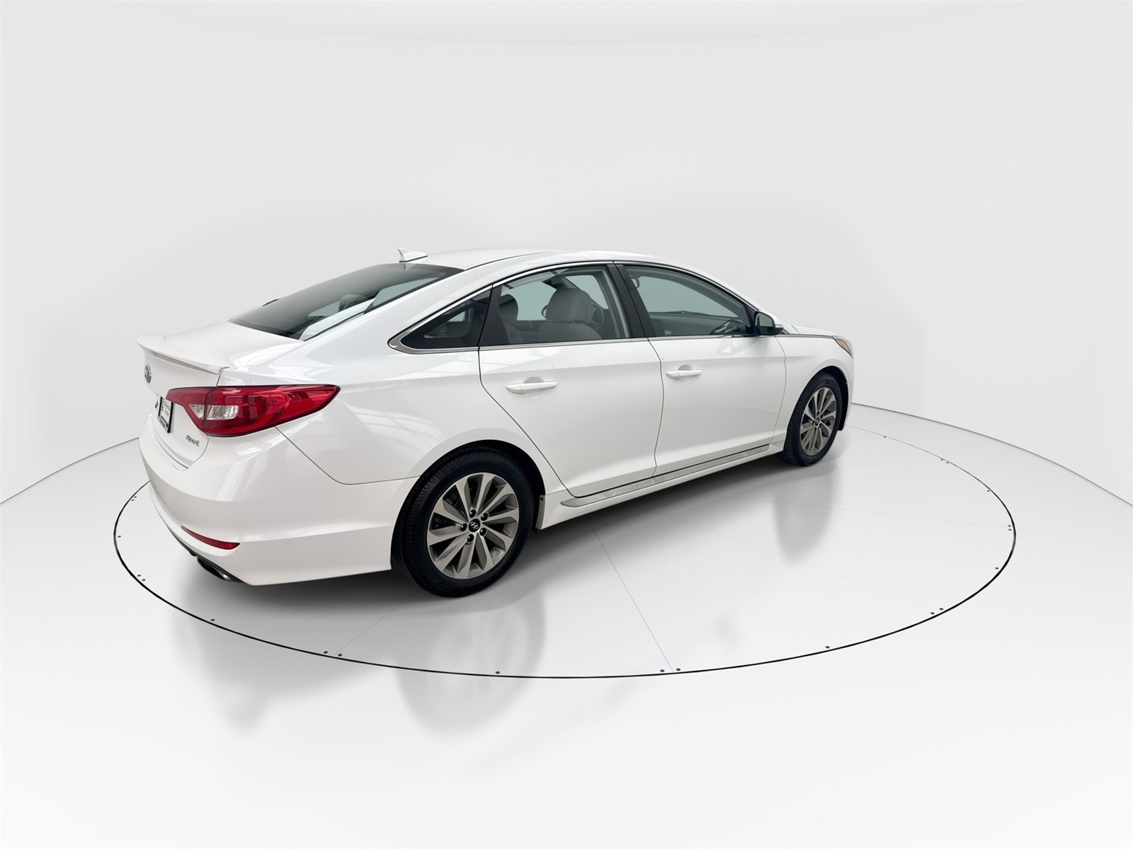 Used 2017 Hyundai Sonata Sport image 8