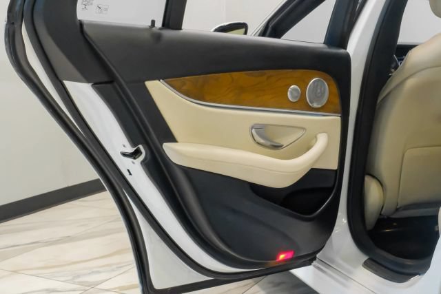 Used 2018 Mercedes-Benz E 300 image 53