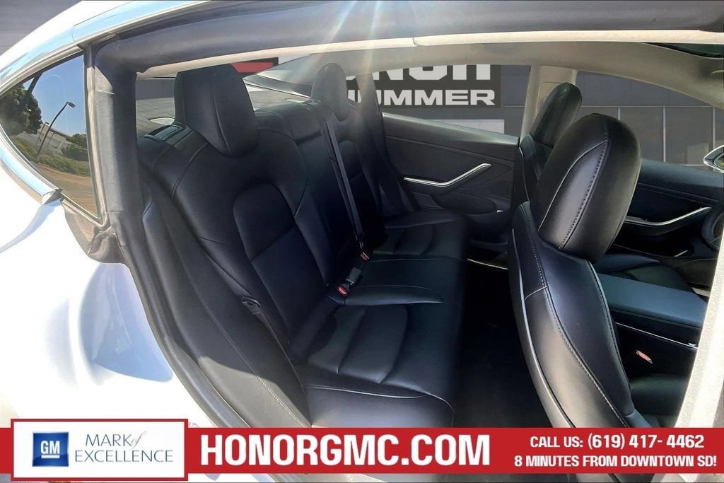 Used 2019 Tesla Model 3 Standard Range RWD image 24