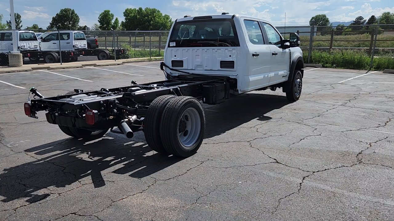 New 2025 Ford F550 4x4 Crew Cab image 10