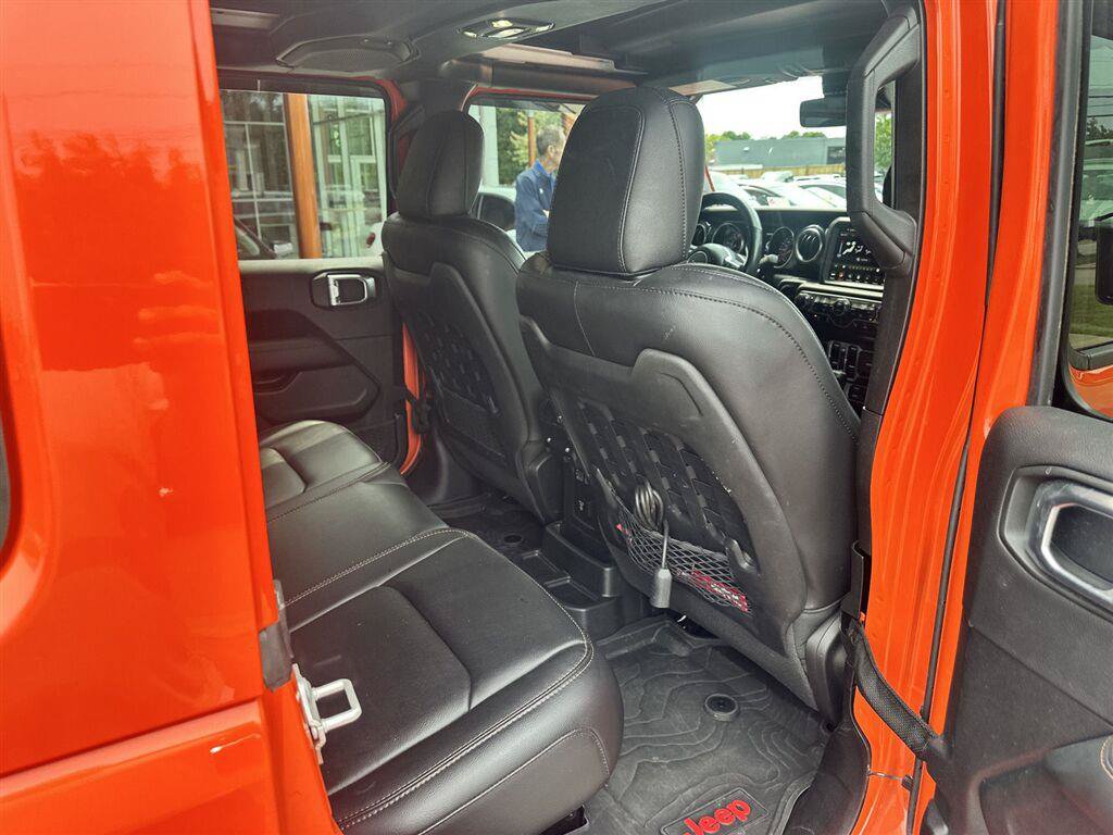 Used 2023 Jeep Wrangler Unlimited Rubicon 392 AWD/4WD image 16