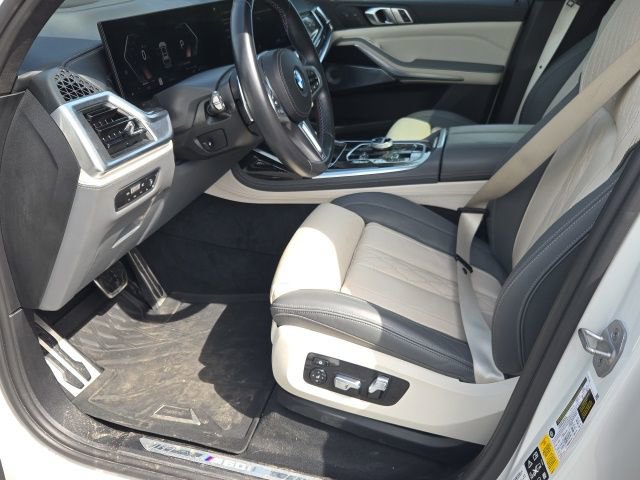 Used 2023 BMW X7 M60i w/ Executive Package AWD/4WD image 12