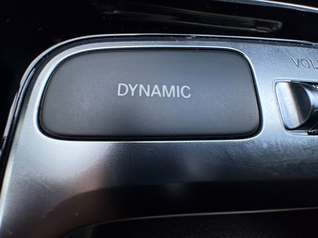 Used 2025 Mercedes-Benz CLA 250 image 10