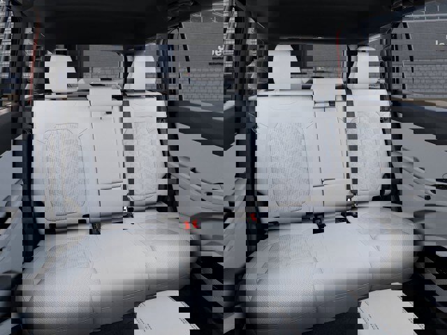 New 2026 Jeep Cherokee Overland image 15