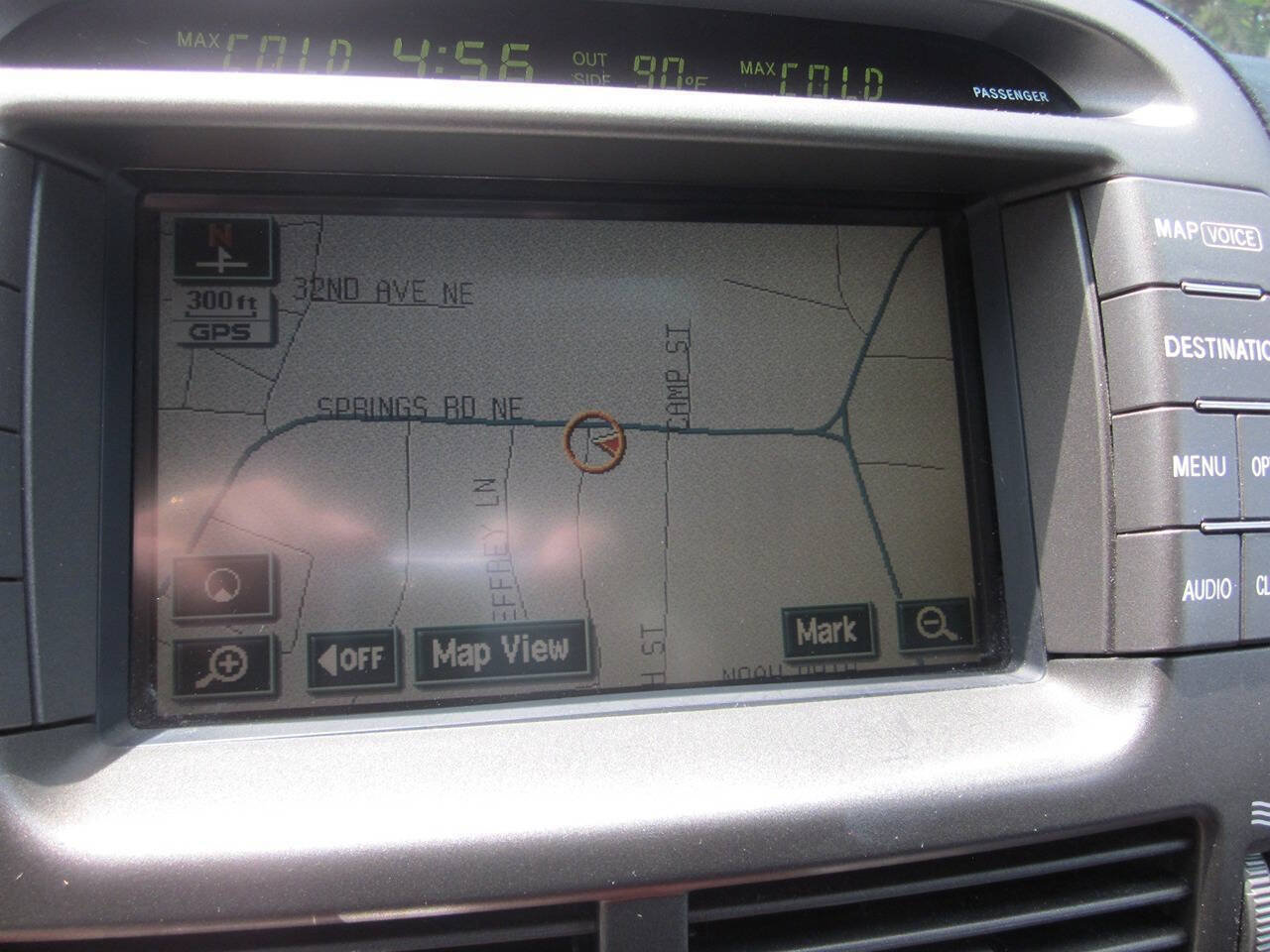 Used 2004 Lexus LS 430 RWD image 21