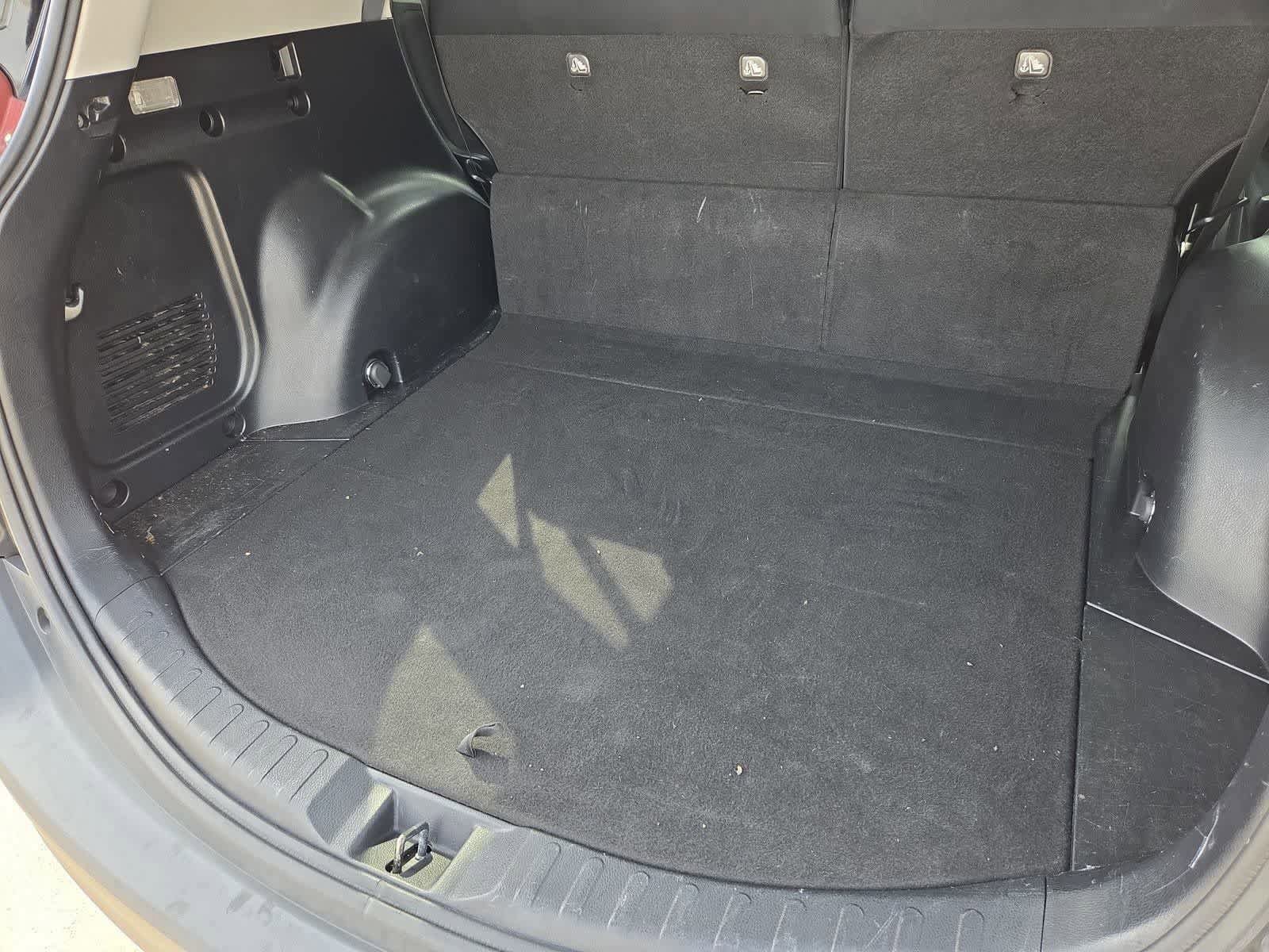 Used 2015 Toyota RAV4 XLE FWD image 33