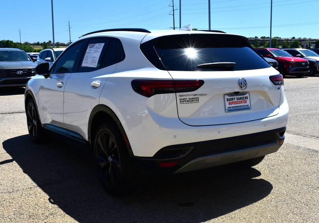 Used 2023 Buick Envision Essence w/ Sport Touring Package FWD image 4
