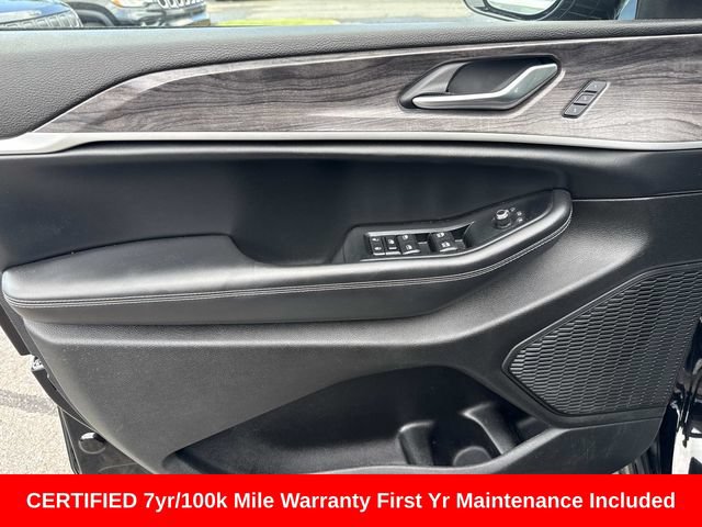 Used 2023 Jeep Grand Cherokee L Limited w/ Luxury Tech Group II AWD/4WD image 18