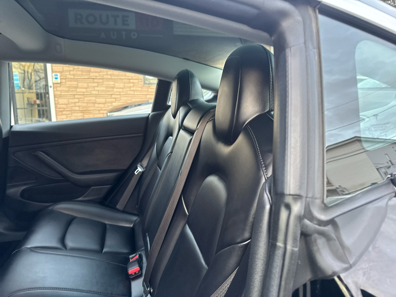 Used 2018 Tesla Model 3 Long Range image 37