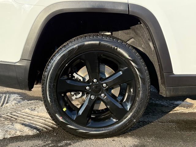 New 2025 Jeep Grand Cherokee L Limited w/ Black Appearance Package image 18