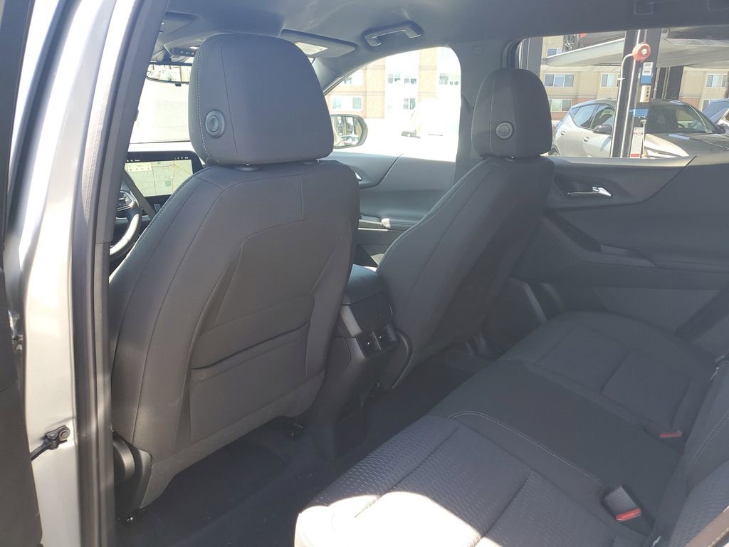 New 2026 Chevrolet Equinox LT w/ Safety and Technology Package FWD image 14