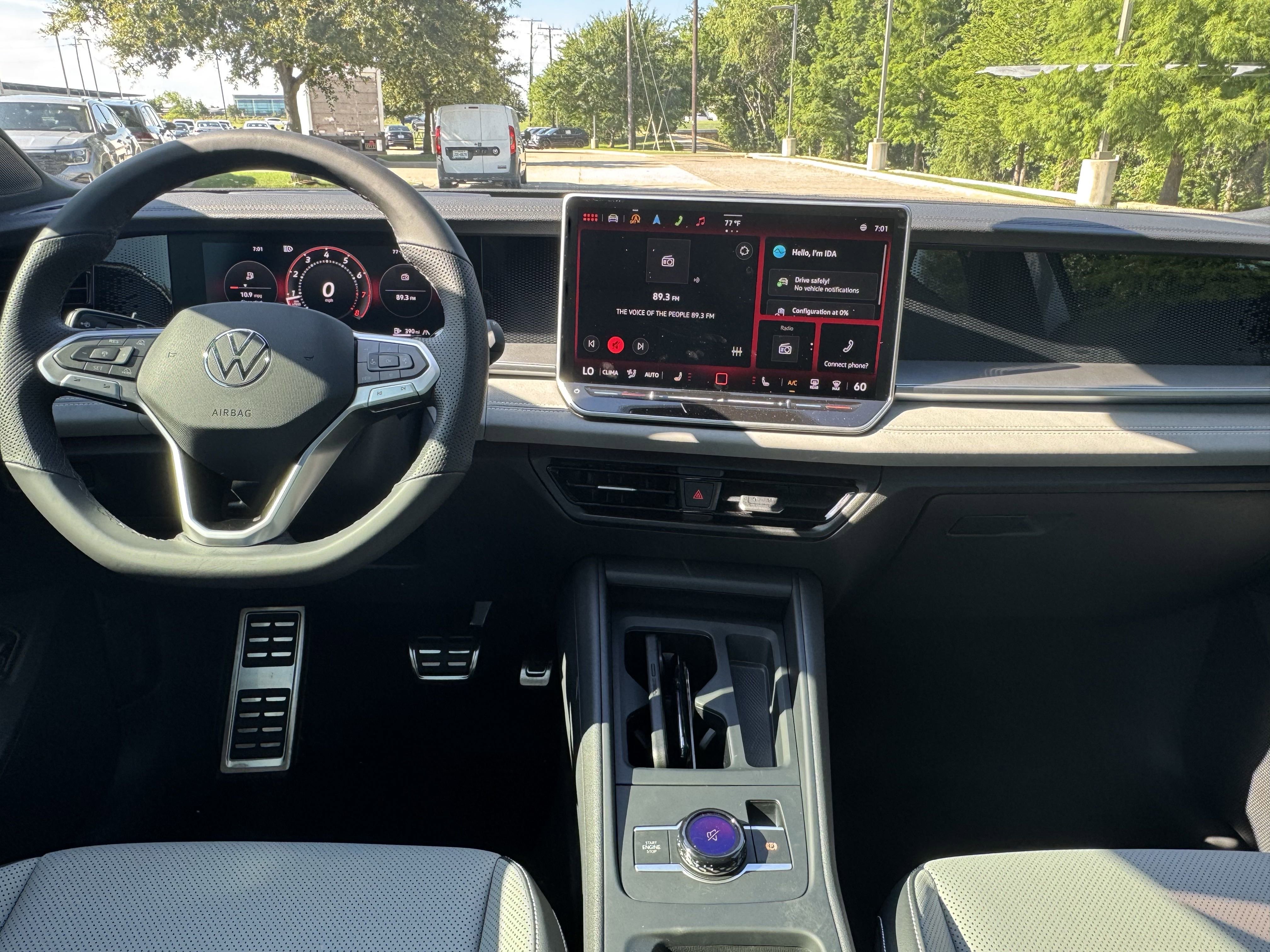 Certified 2026 Volkswagen Tiguan SE R-Line FWD image 47