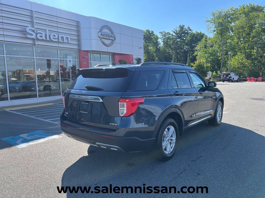 Used 2022 Ford Explorer XLT w/ Equipment Group 202A AWD/4WD image 7