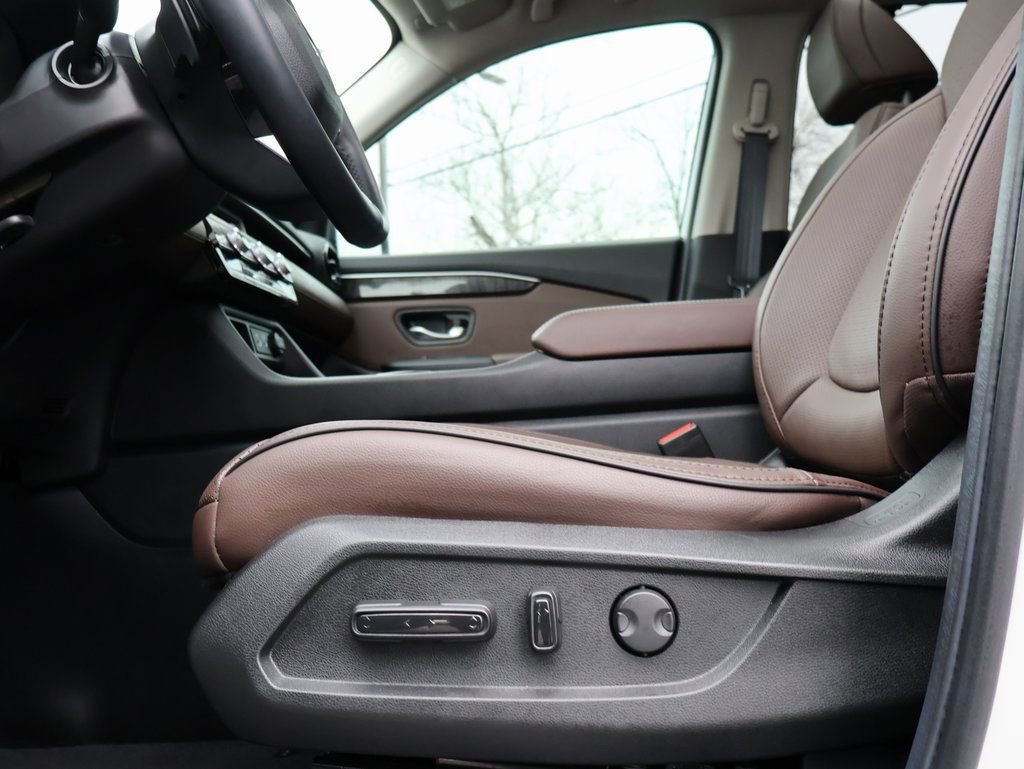 Certified 2025 Honda Pilot Elite image 34