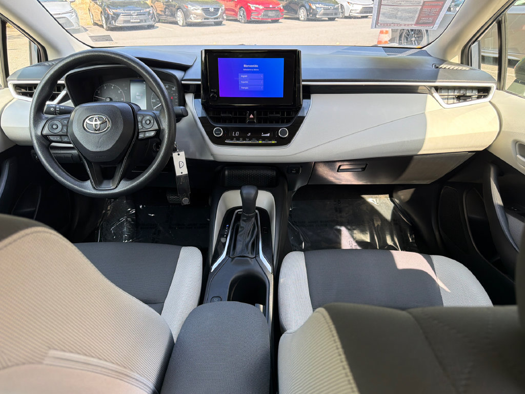 Used 2025 Toyota Corolla LE FWD image 14