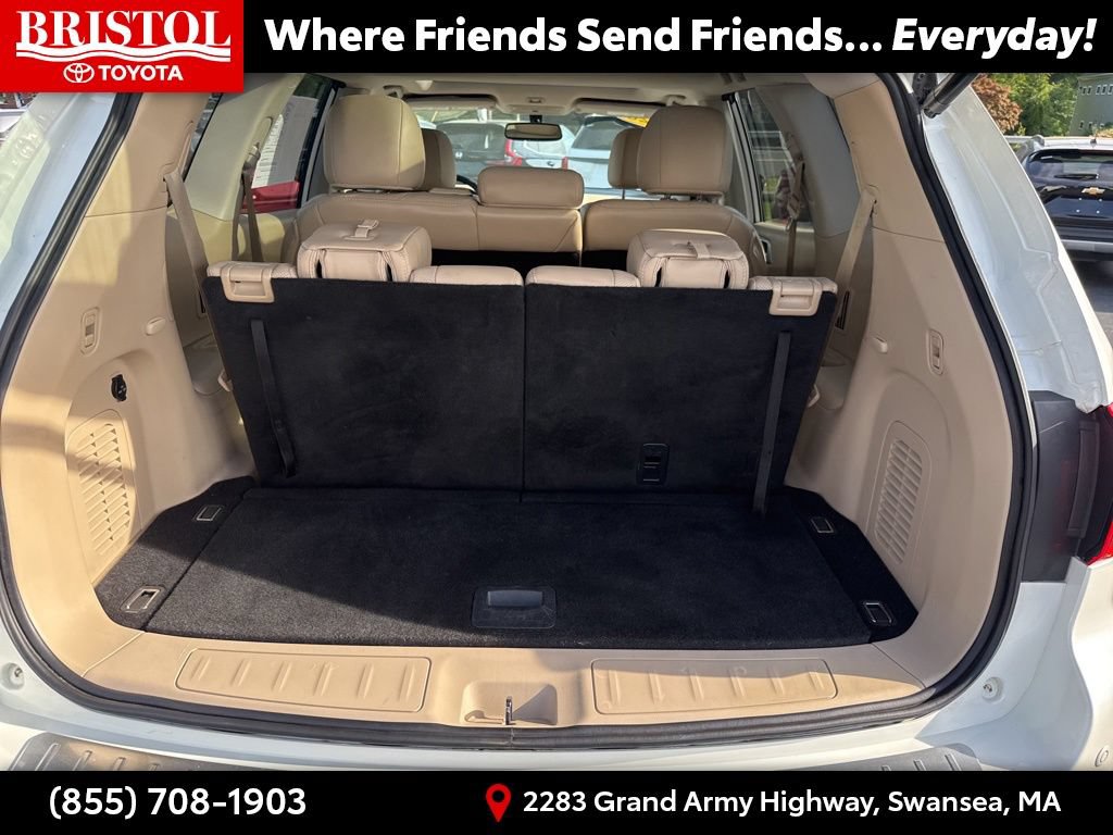 Used 2018 Nissan Pathfinder Platinum AWD/4WD image 38