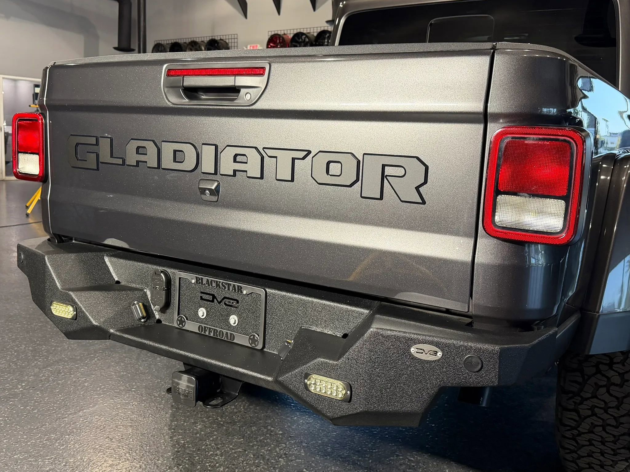 Used 2021 Jeep Gladiator Rubicon AWD/4WD image 16