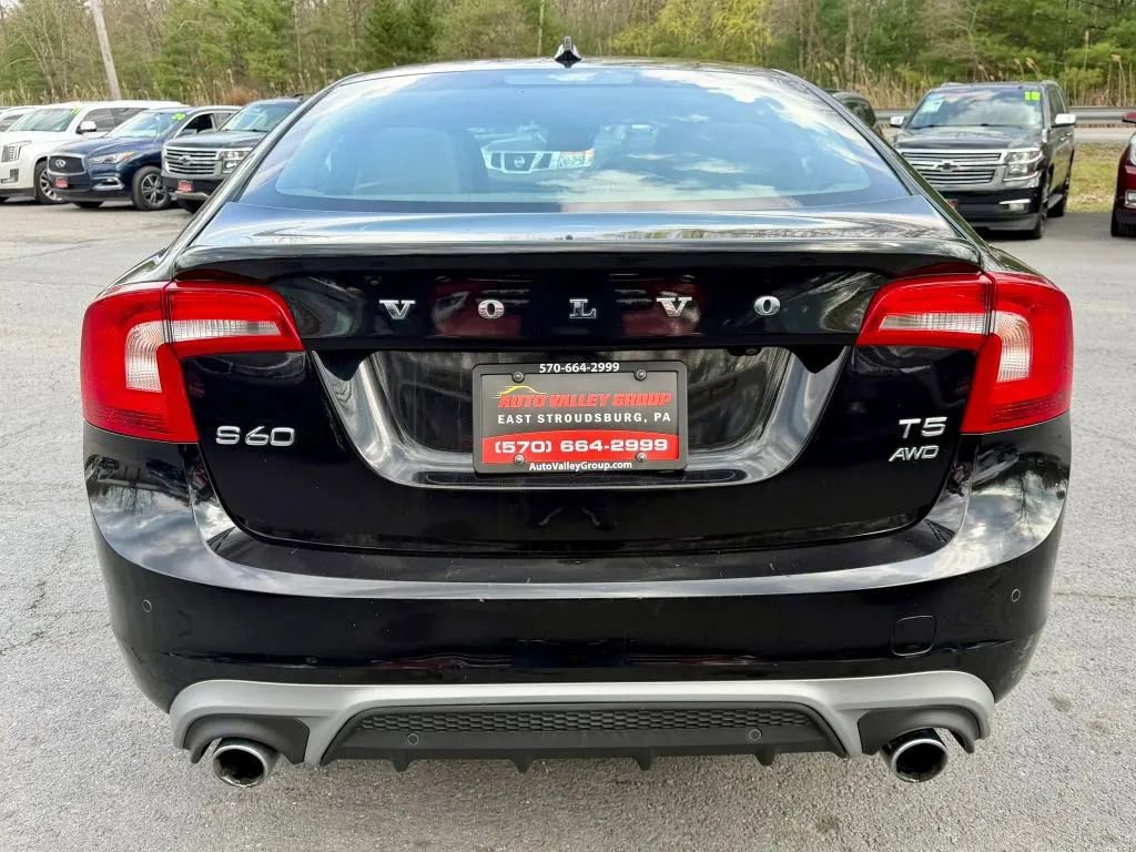 Used 2018 Volvo S60 T5 Dynamic w/ Vision Package image 6
