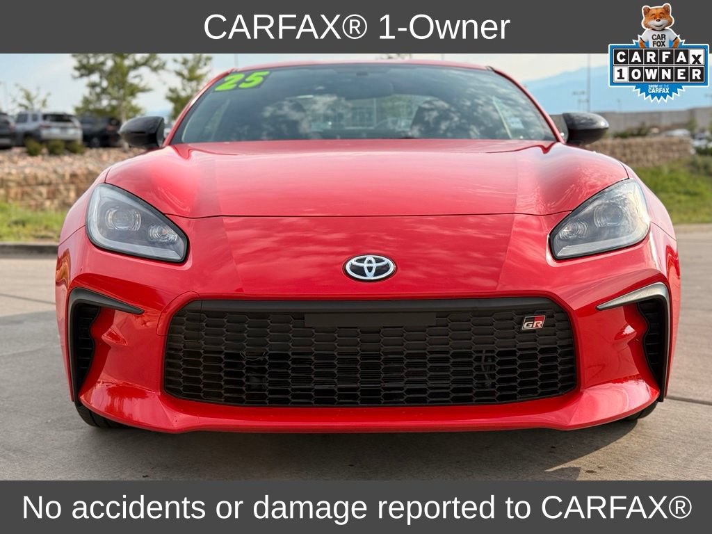 Used 2025 Toyota GR86 w/ ALL Weather Mat Package (TMS) RWD image 2