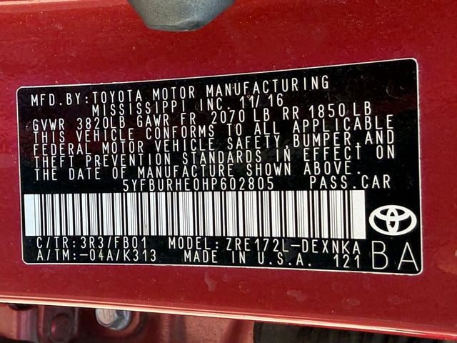 Used 2017 Toyota Corolla LE FWD image 26