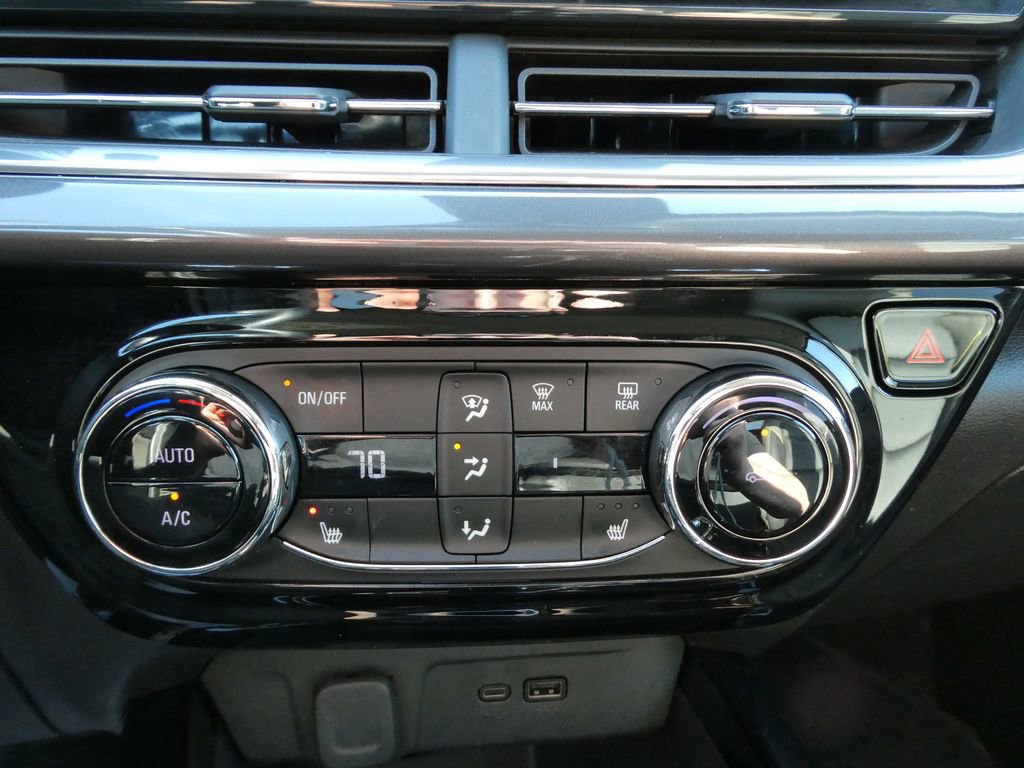 Certified 2024 Chevrolet Trax ACTIV w/ Driver Confidence Package FWD image 27