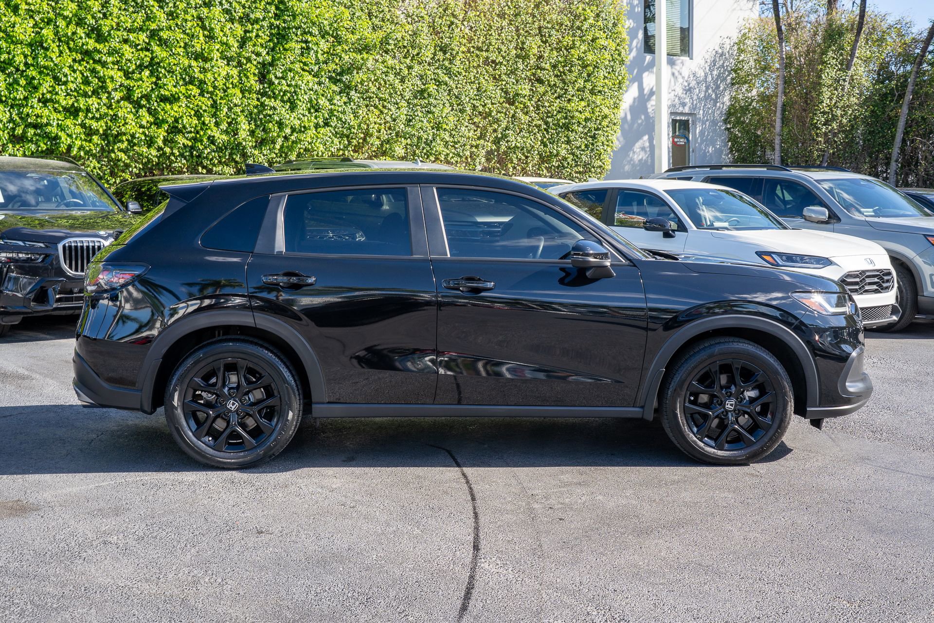 Used 2024 Honda HR-V Sport image 4