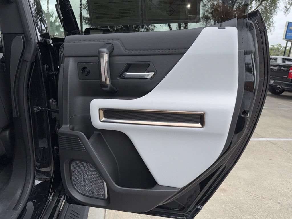 Used 2025 GMC Hummer EV 3X AWD/4WD image 26