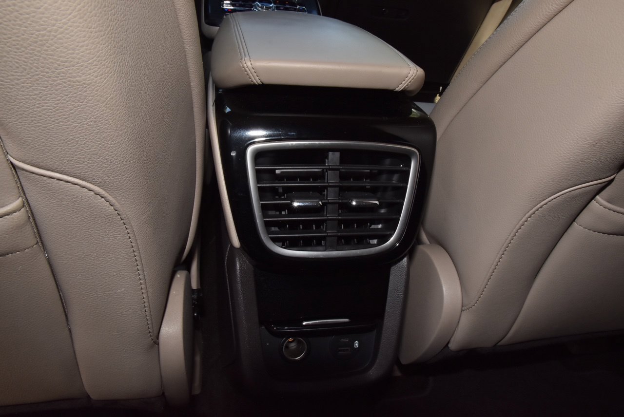 Used 2022 Lincoln Nautilus FWD w/ Premium Package image 18