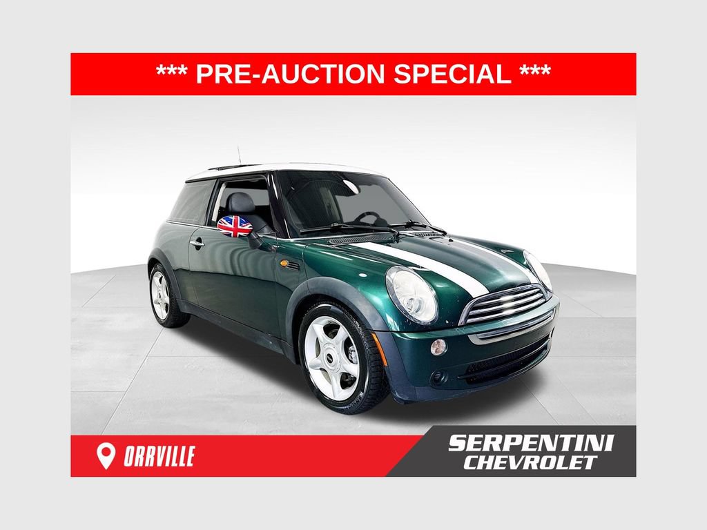 Used 2006 MINI Cooper Hardtop FWD image 1