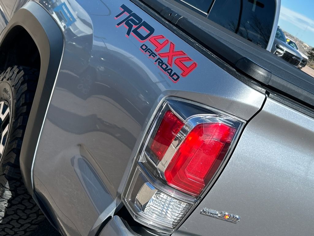 Used 2020 Toyota Tacoma TRD Off-Road w/ TRD Premium Off Road Package image 27