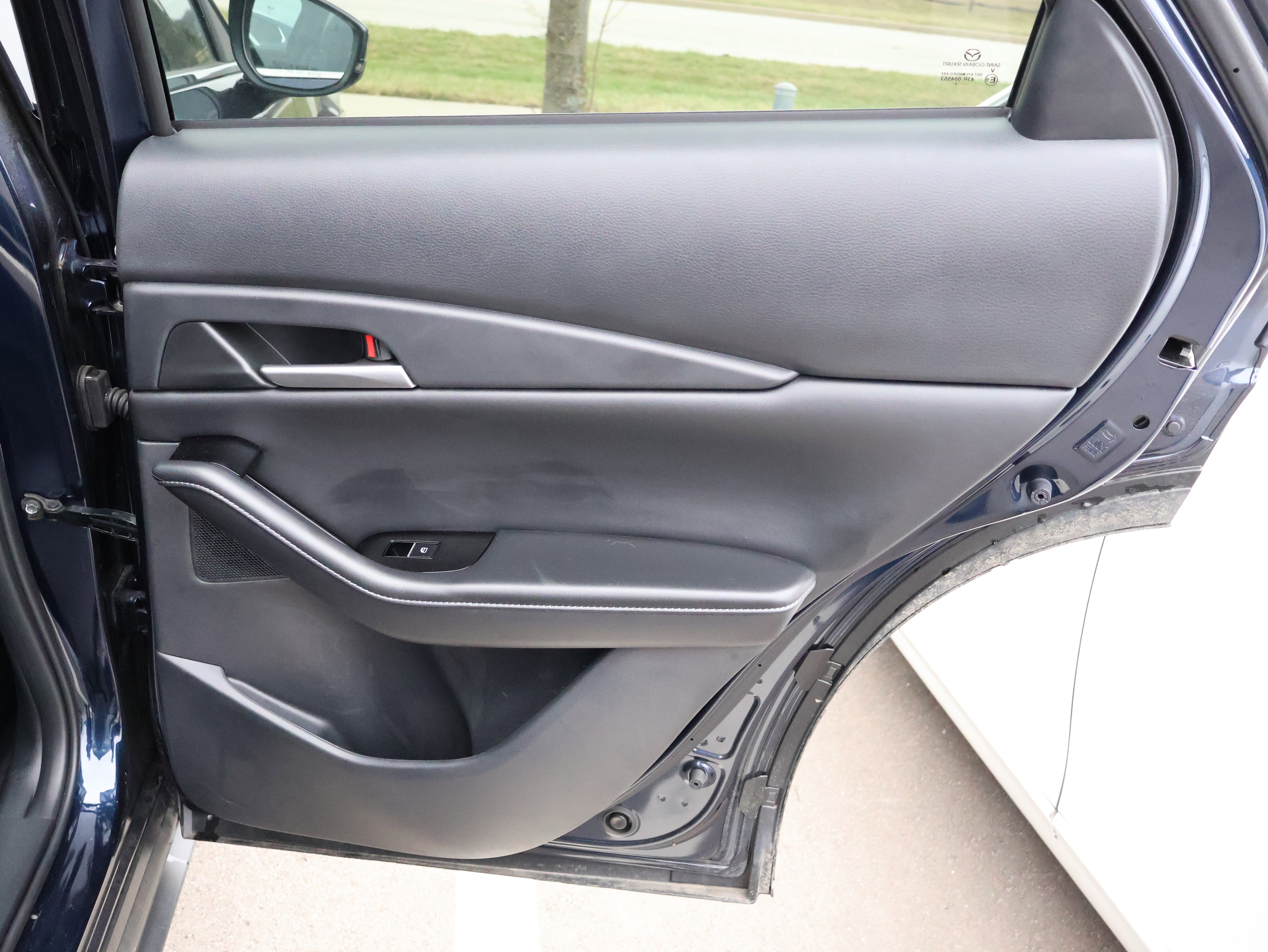 Certified 2025 MAZDA CX-30 AWD 2.5 S w/ Select Sport Pkg image 10