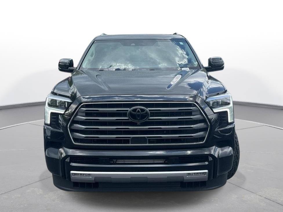 Used 2024 Toyota Sequoia Limited AWD/4WD image 3