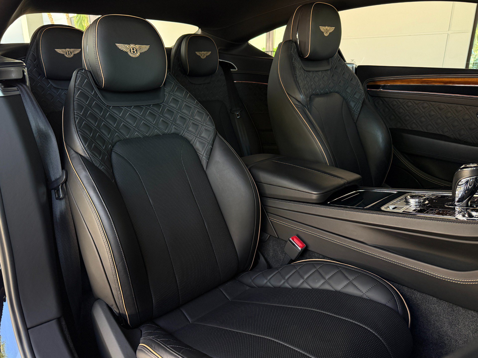 Used 2020 Bentley Continental GT V8 AWD/4WD image 33
