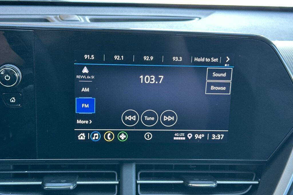 Used 2024 Chevrolet Trax LS w/ LS Convenience Package image 19