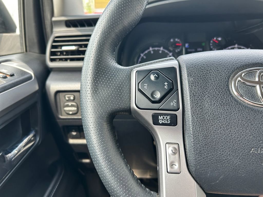 Used 2020 Toyota 4Runner SR5 image 18