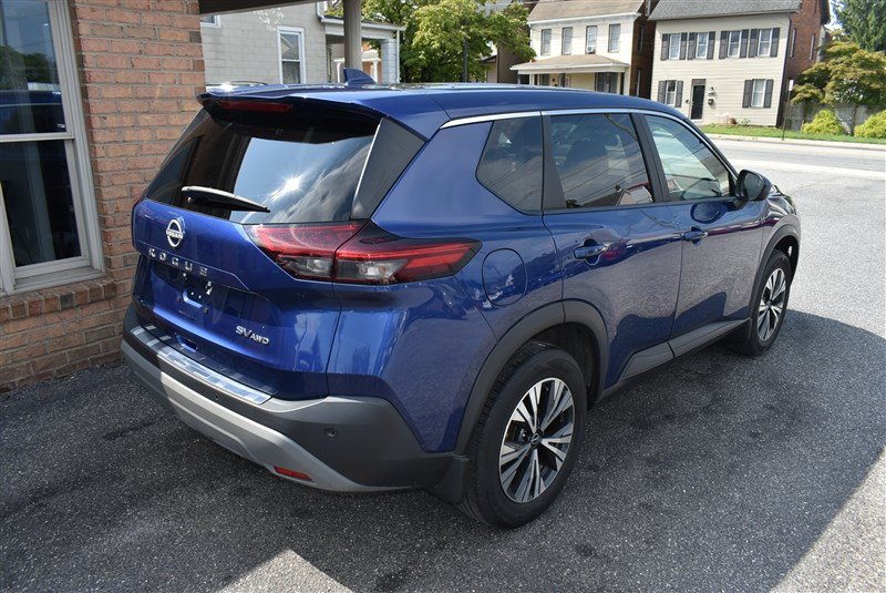 Used 2023 Nissan Rogue SV AWD/4WD image 4