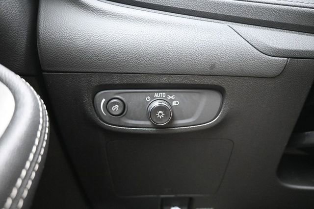Used 2025 Buick Encore GX Preferred AWD/4WD image 15
