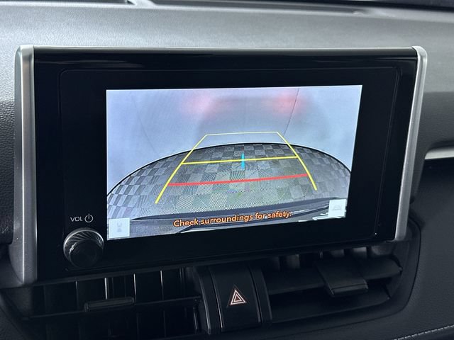 Used 2023 Toyota RAV4 LE AWD/4WD image 15