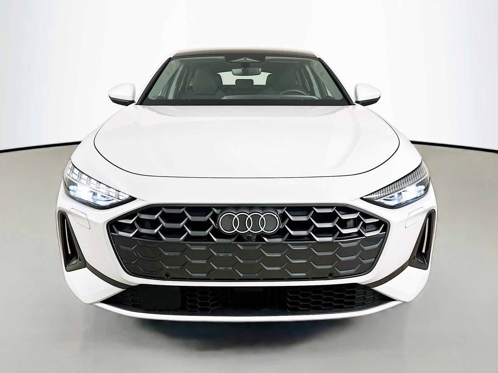 Used 2025 Audi A5 2.0T Premium Plus w/ Premium Plus AWD/4WD image 2