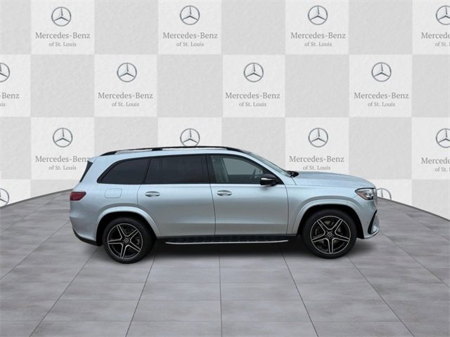 New 2026 Mercedes-Benz GLS 450 4MATIC image 2