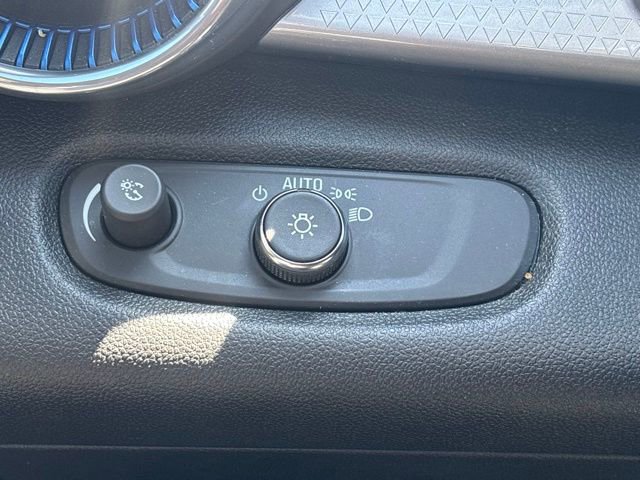 Certified 2024 Chevrolet Trax LT w/ Driver Confidence Package FWD image 26