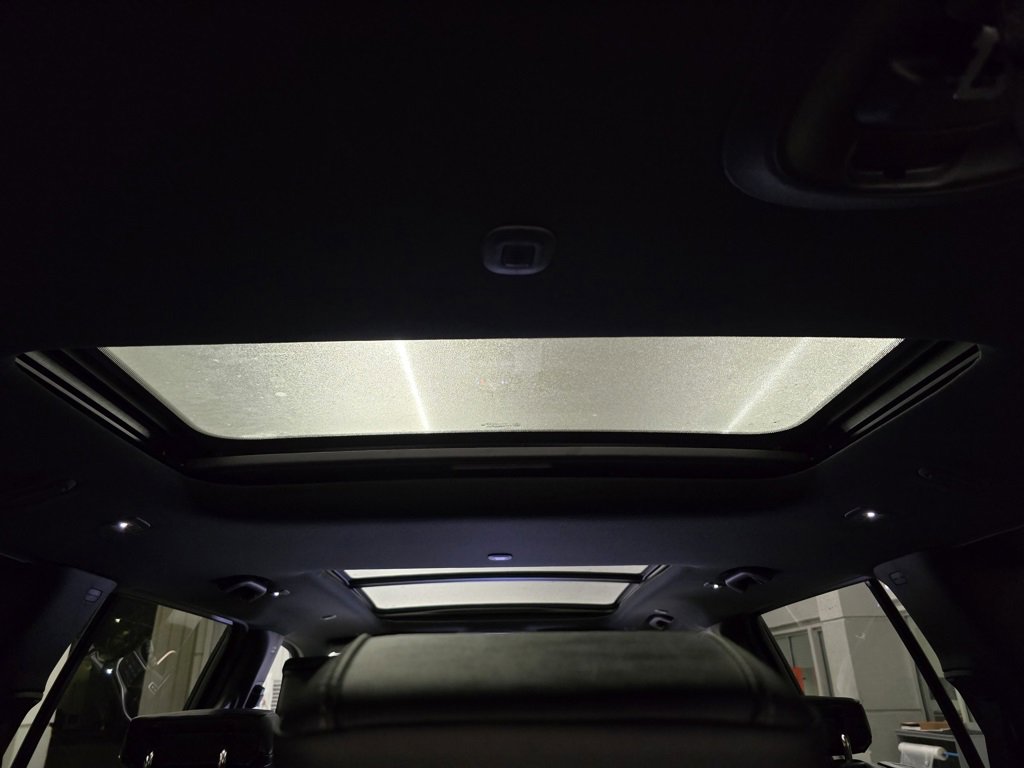 New 2025 Jeep Wagoneer L Series II w/ Premium Group I image 45