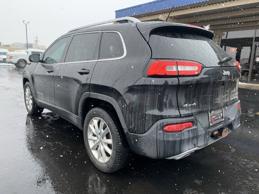 Used 2015 Jeep Cherokee Limited w/ Luxury Group image 5